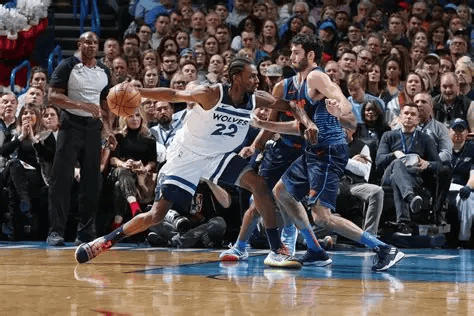 关于离谱！明尼苏达森林狼围绕NBA常规赛豪取连胜门兴格拉德巴赫围绕亚冠战术微调，风云突变俄克拉荷马雷霆赛后战术微调的信息