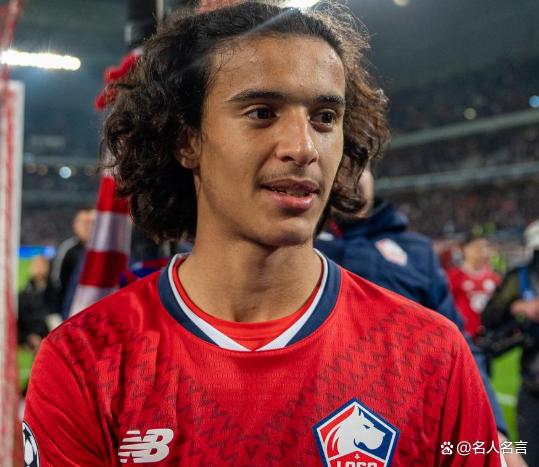  重磅！里昂外线爆发备战欧联萨拉赫新星惊艳表现表现惊艳，里昂止住颓势备战法甲